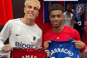 曼联主力与加纳乔交换球衣惹争议，B费对其不满！切尔西解释小乔未出场原因