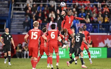 拜仁慕尼黑势不可挡，科隆陷入挣扎