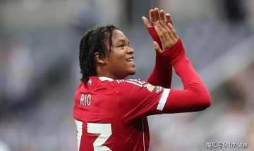 无缘欧冠名单！基耶萨利物浦前景堪忧，淘汰赛或迎转机？