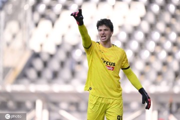 比利时门将拉芒加盟曼联</title>
        
    <title>比利时门将拉芒加盟曼联