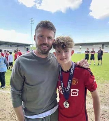 疯了！1.2亿欧转会豪赌+3大新星压阵，AC米兰这波操作能冲冠吗？