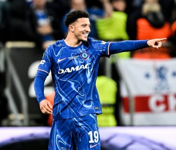 身价狂跌1亿欧无人问津，25岁大英帝星30万周薪，曼联2000万欧甩卖