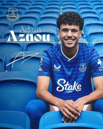 总价1200万！官方：19岁拜仁后卫阿兹努加盟埃弗顿，签约4年